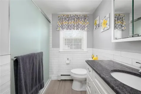 370 River Road Lincoln RI 02865