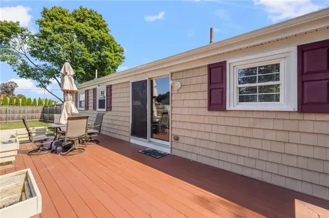 370 River Road Lincoln RI 02865