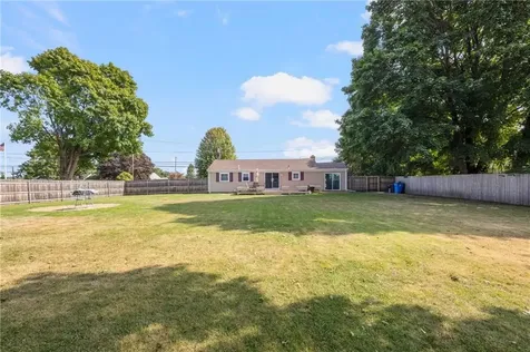 370 River Road Lincoln RI 02865