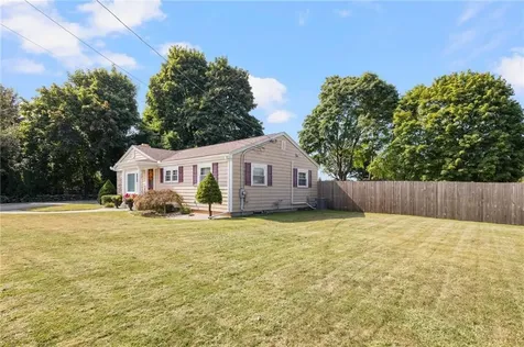 370 River Road Lincoln RI 02865