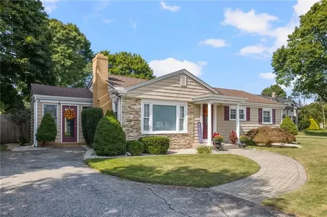 370 River Road Lincoln RI 02865