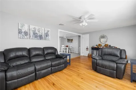 370 River Road Lincoln RI 02865