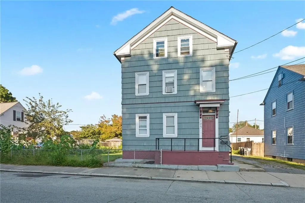 105 Sisson Street Providence RI 02909