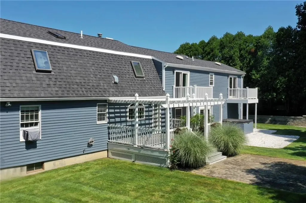 120 Carroll Avenue Newport RI 02840