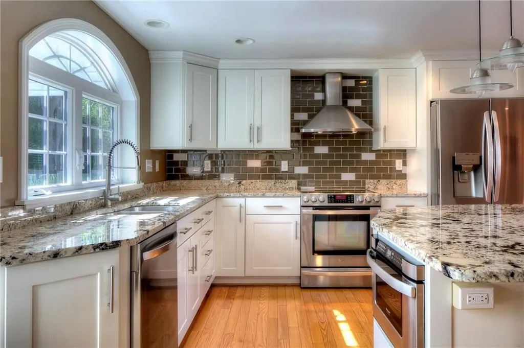 120 Carroll Avenue Newport RI 02840