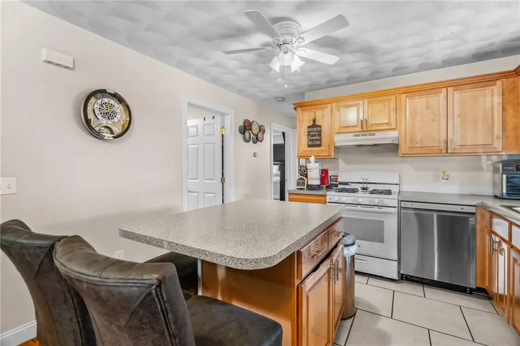 47 Harris Street Pawtucket RI 02861
