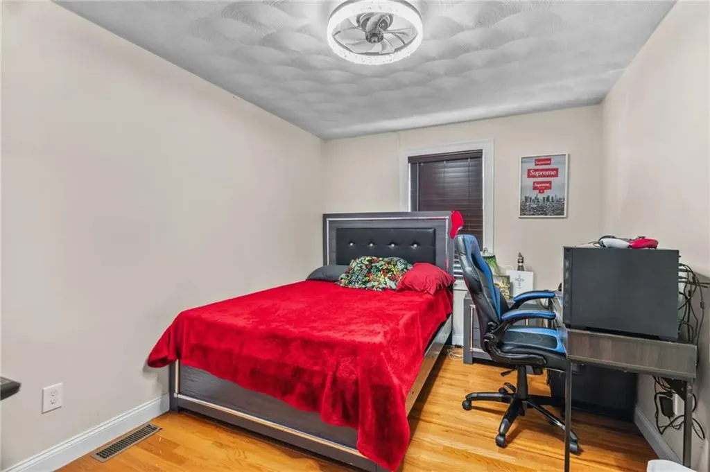 47 Harris Street Pawtucket RI 02861