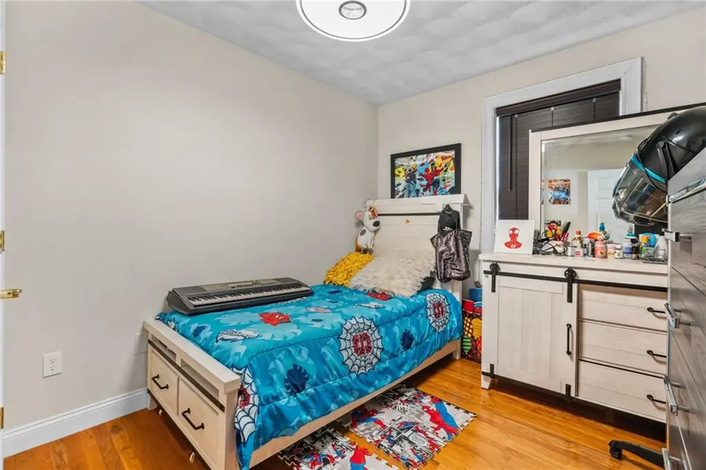 47 Harris Street Pawtucket RI 02861