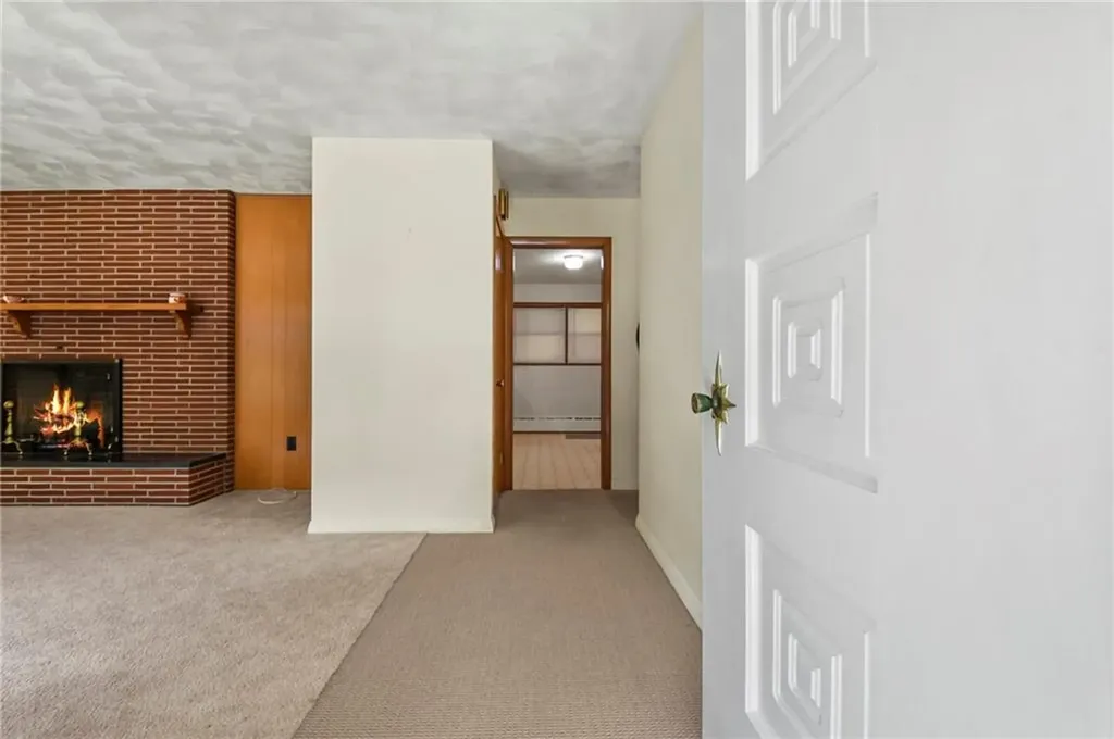 23 Perkins Avenue Westerly RI 02891
