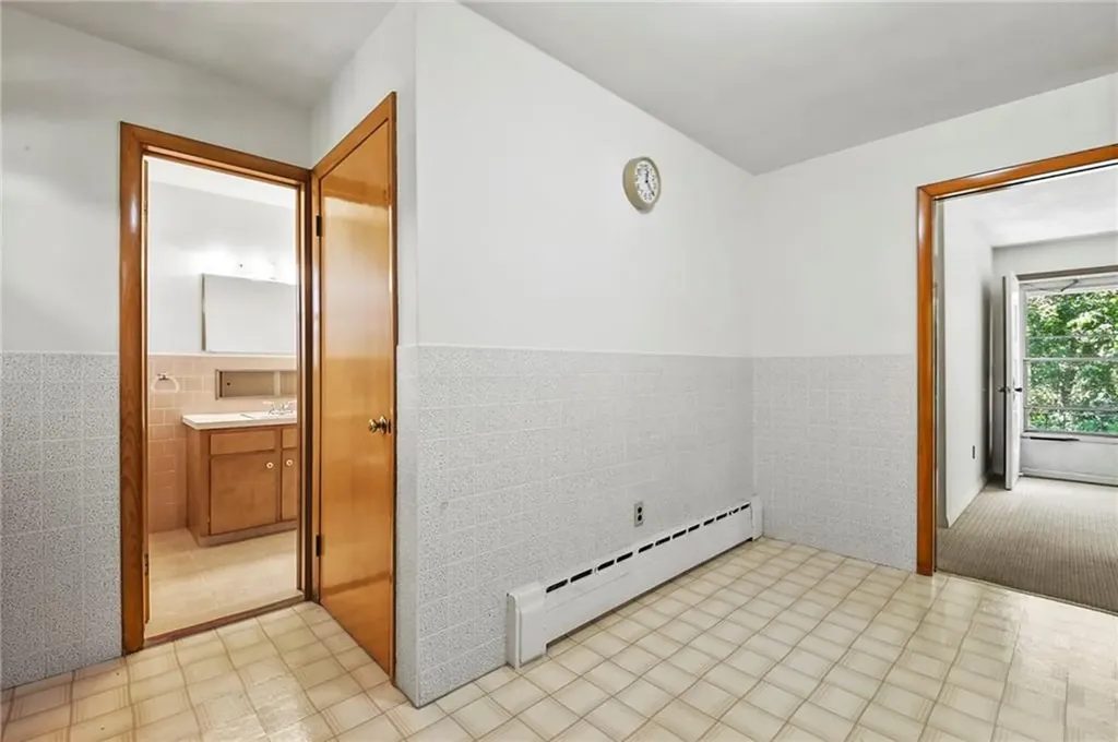 23 Perkins Avenue Westerly RI 02891