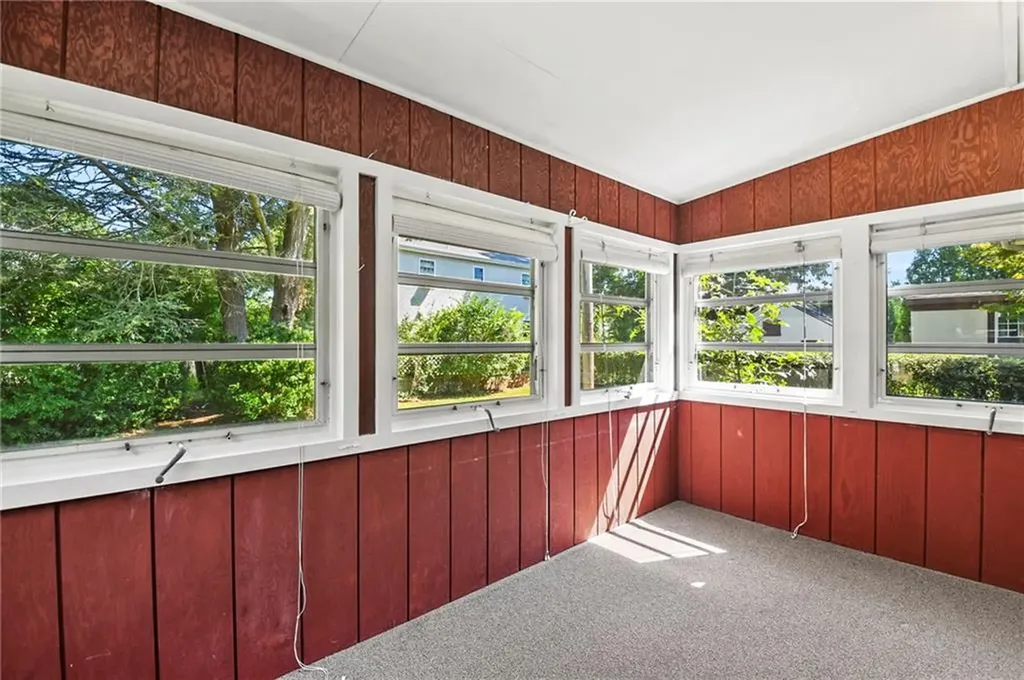 23 Perkins Avenue Westerly RI 02891