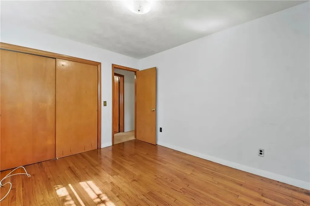 23 Perkins Avenue Westerly RI 02891