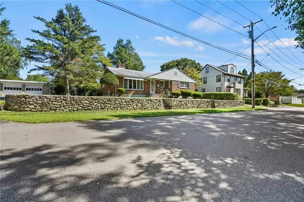 23 Perkins Avenue Westerly RI 02891