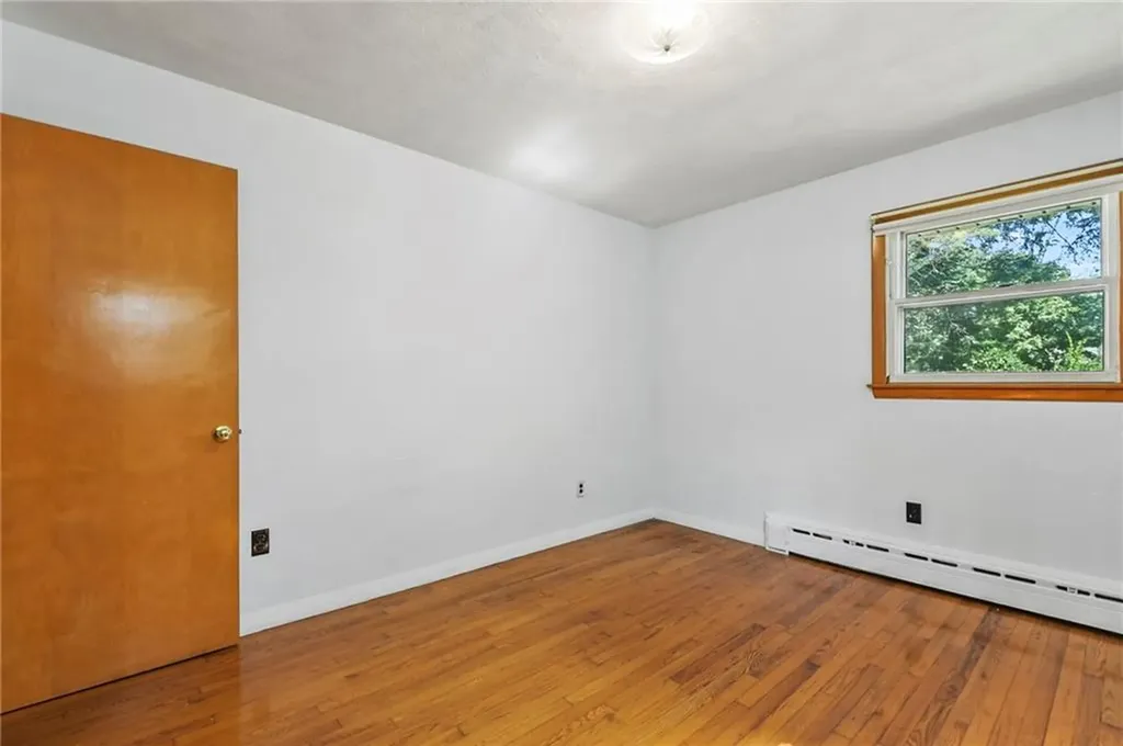 23 Perkins Avenue Westerly RI 02891