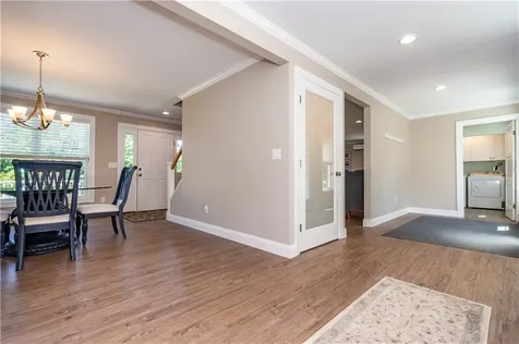 1180 Middle Road East Greenwich RI 02818