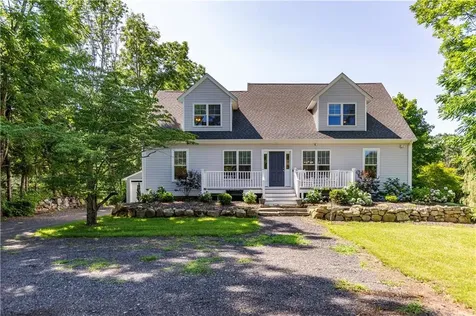 1180 Middle Road East Greenwich RI 02818