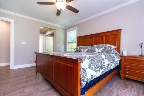 1180 Middle Road East Greenwich RI 02818