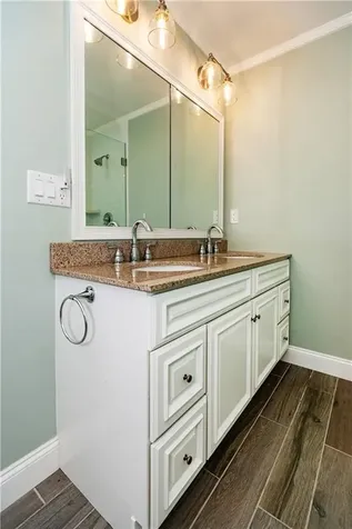 1180 Middle Road East Greenwich RI 02818