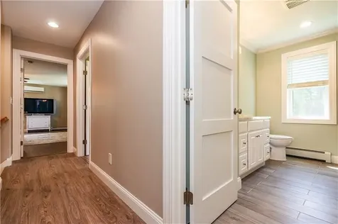 1180 Middle Road East Greenwich RI 02818