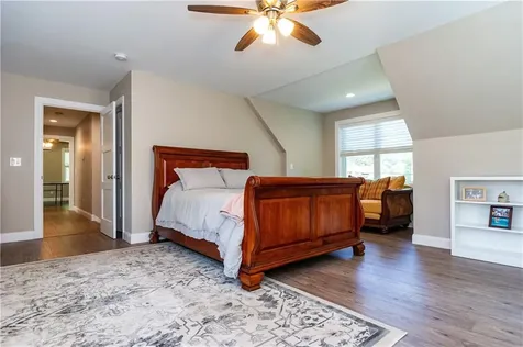 1180 Middle Road East Greenwich RI 02818