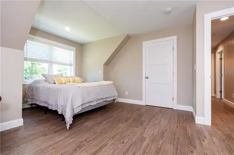 1180 Middle Road East Greenwich RI 02818