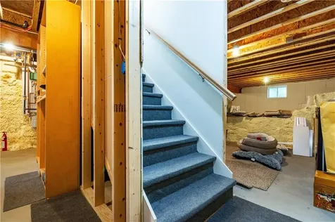 1180 Middle Road East Greenwich RI 02818