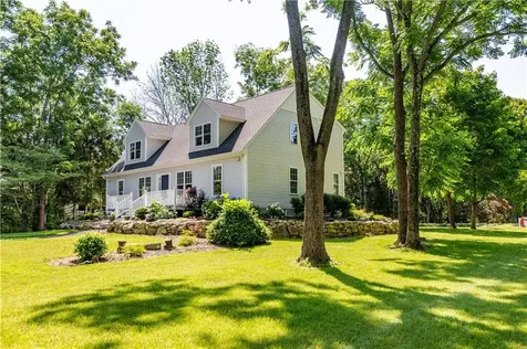 1180 Middle Road East Greenwich RI 02818