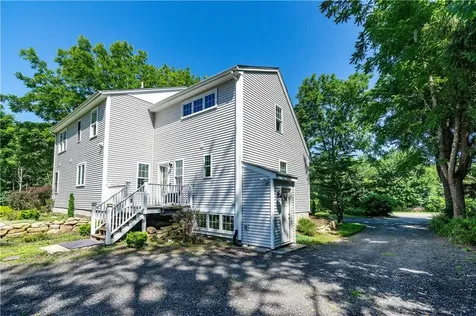 1180 Middle Road East Greenwich RI 02818