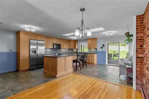 87 Hilltop Road Cumberland RI 02864