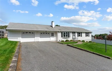 87 Hilltop Road Cumberland RI 02864