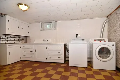 177 Midwood Street Cranston RI 02910