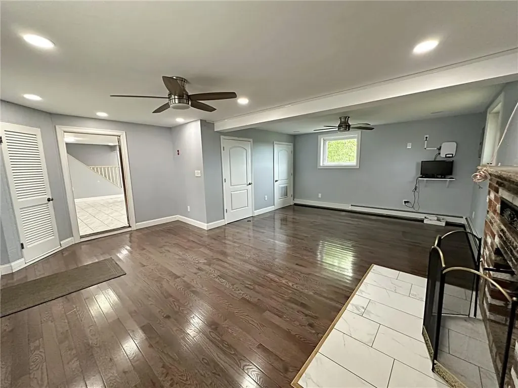 199 Manila Avenue Woonsocket RI 02895