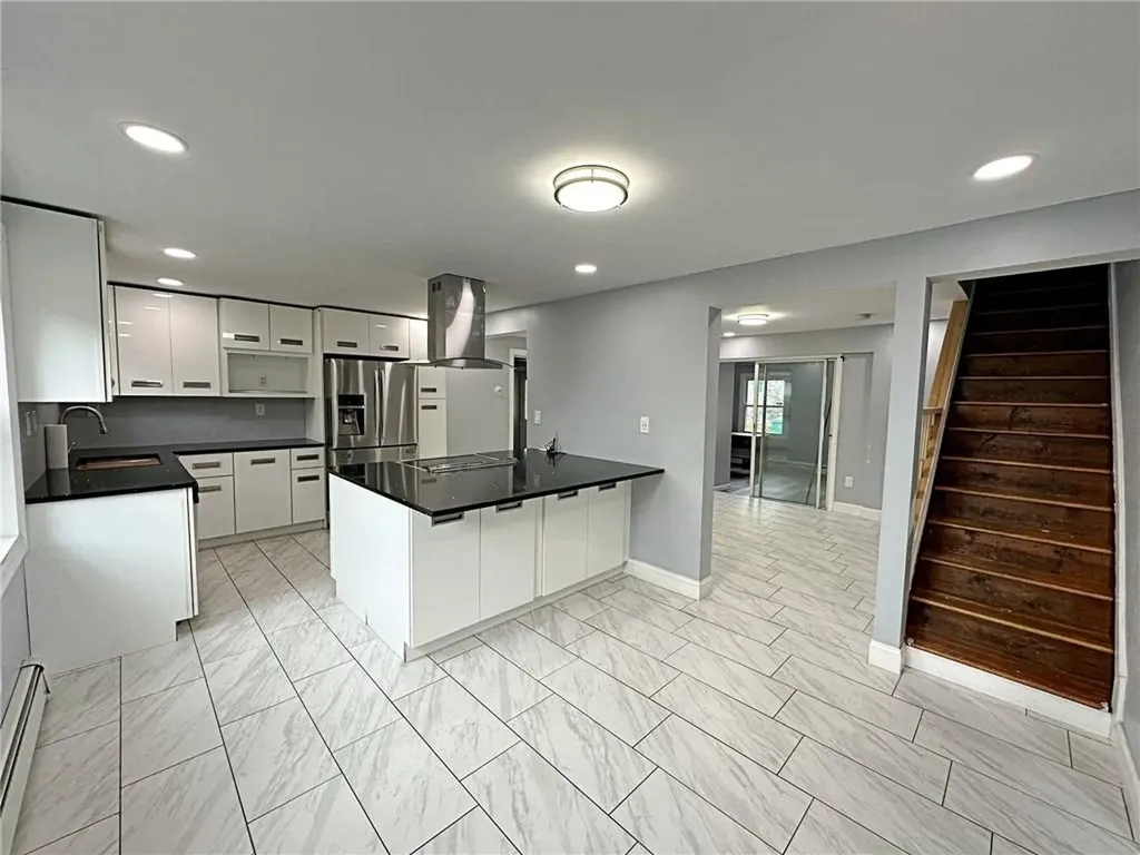 199 Manila Avenue Woonsocket RI 02895