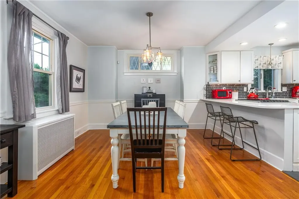 335 Rochambeau Avenue Providence RI 02906