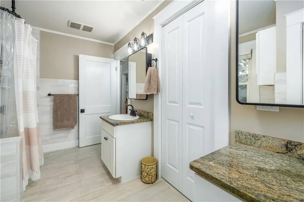 335 Rochambeau Avenue Providence RI 02906