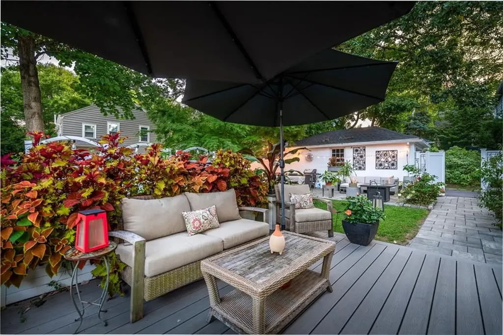 335 Rochambeau Avenue Providence RI 02906