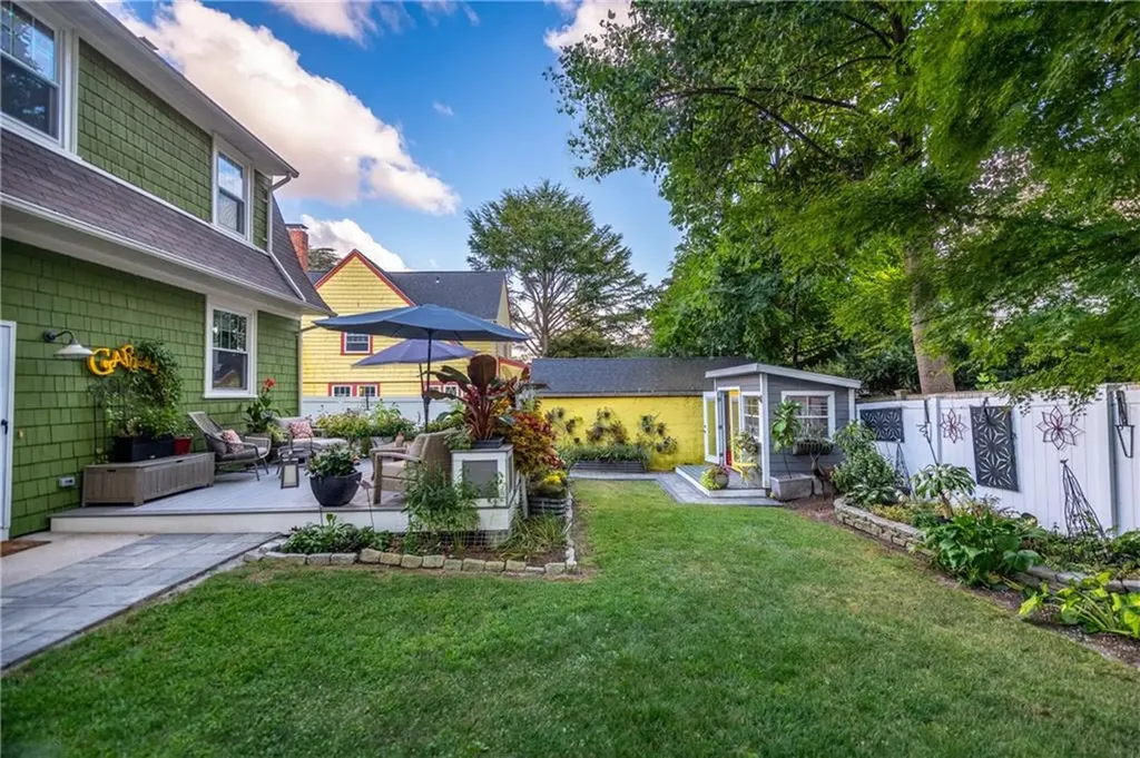 335 Rochambeau Avenue Providence RI 02906