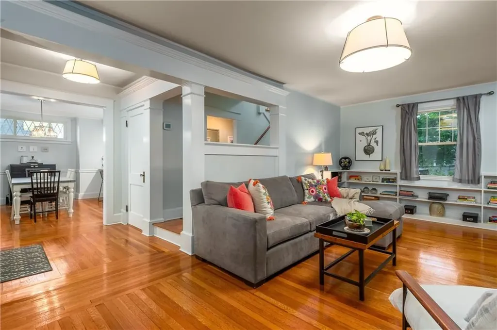 335 Rochambeau Avenue Providence RI 02906