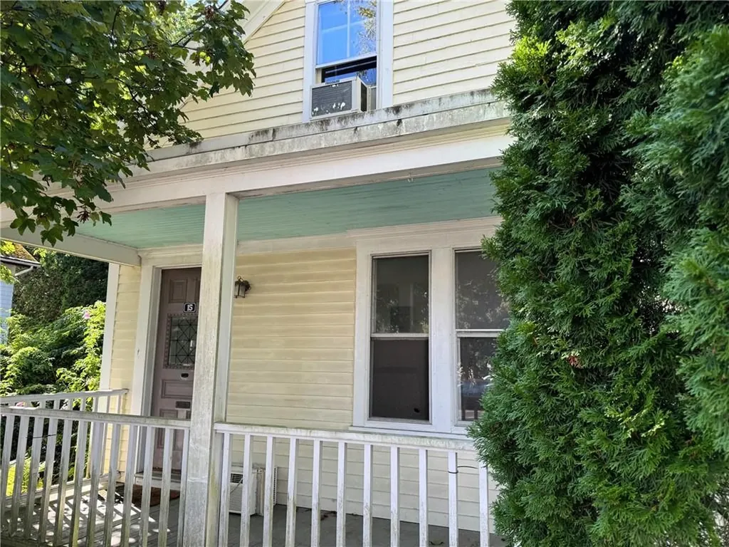 15 Greene Street Warren RI 02885