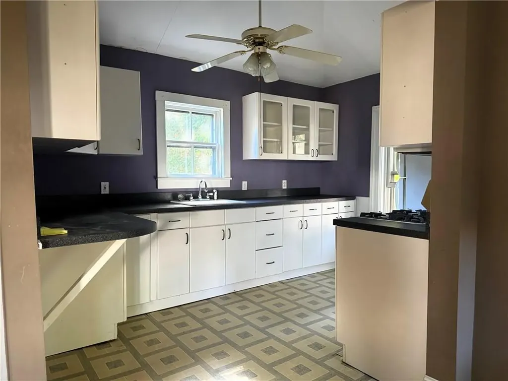 15 Greene Street Warren RI 02885