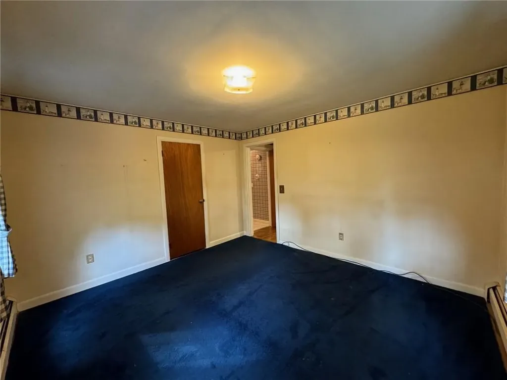 36 Colonial Road Bristol RI 02809