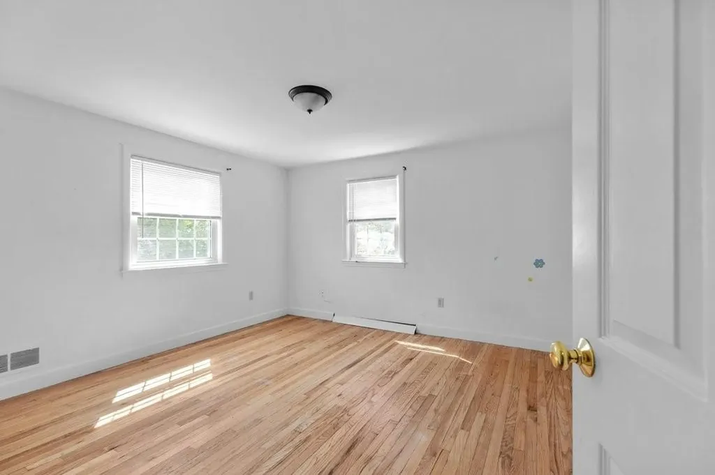 3 Donald Drive Middletown RI 02842