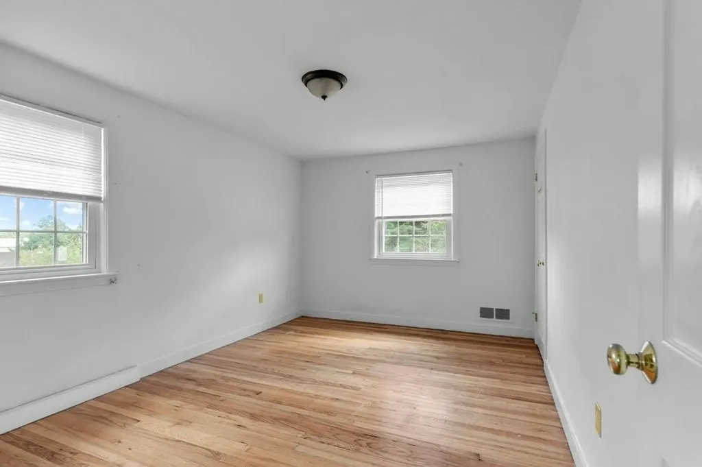 3 Donald Drive Middletown RI 02842