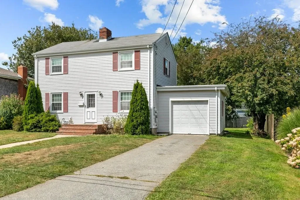 3 Donald Drive Middletown RI 02842