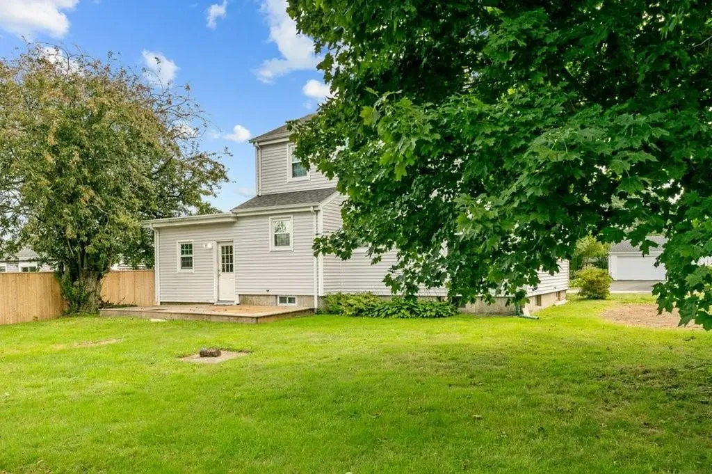 3 Donald Drive Middletown RI 02842