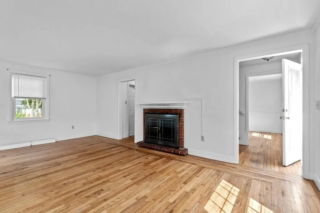 3 Donald Drive Middletown RI 02842