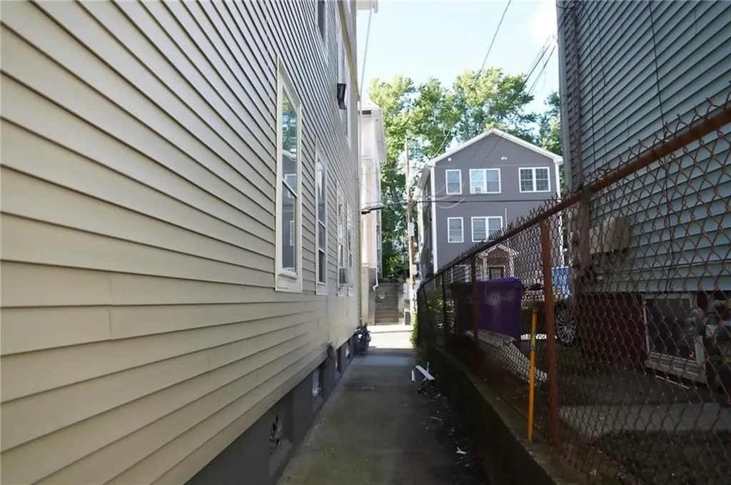 186 Jewett Street Providence RI 02908