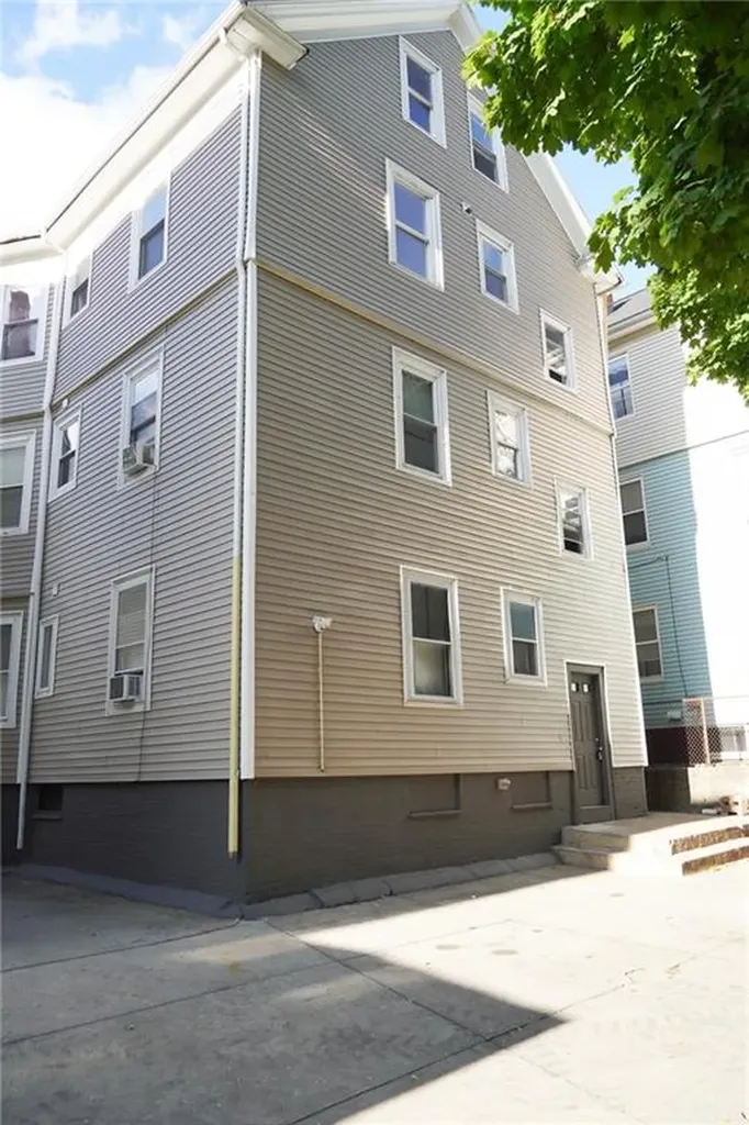 186 Jewett Street Providence RI 02908