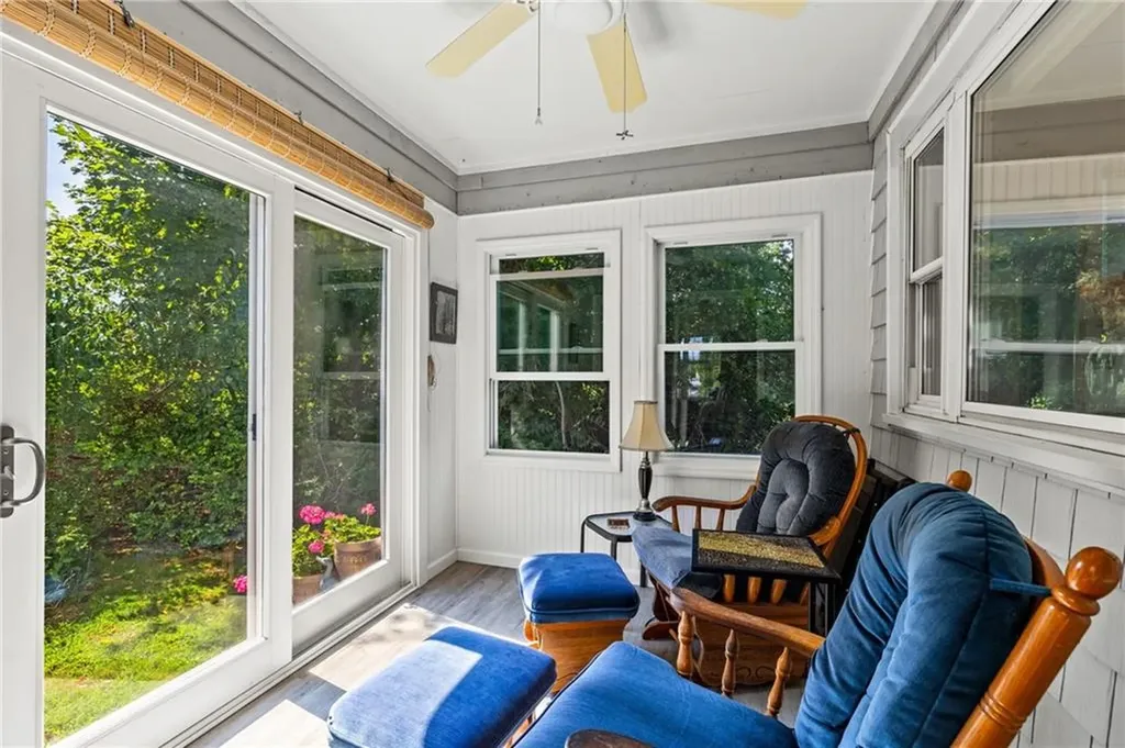 257 Foddering Farm Road Narragansett RI 02882