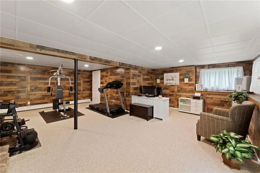60 North Road Hopkinton RI 02833